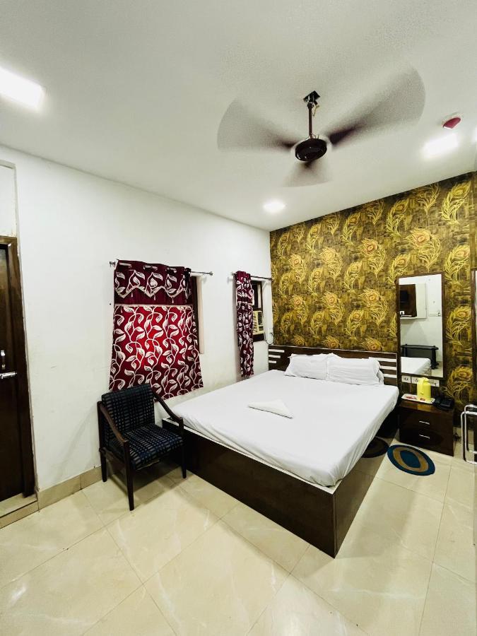 Hotel Airlines Calcutta Buitenkant foto