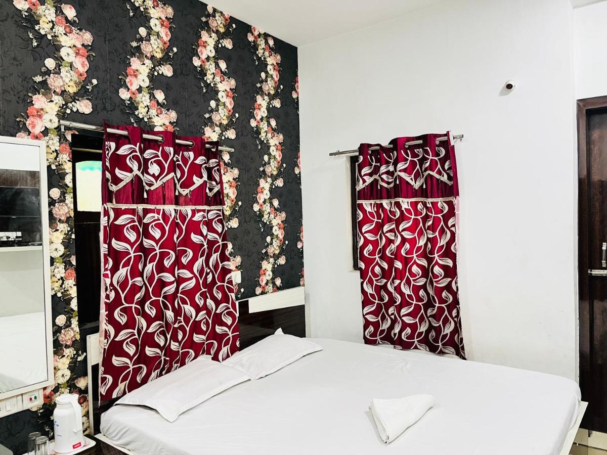 Hotel Airlines Calcutta Buitenkant foto