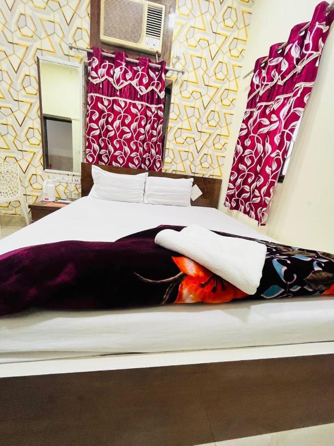 Hotel Airlines Calcutta Buitenkant foto