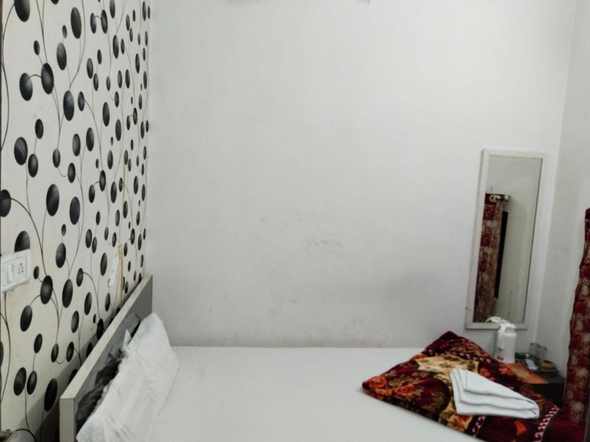 Hotel Airlines Calcutta Buitenkant foto